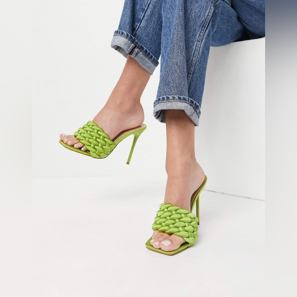 NEW Simmi London Brandy Bright Green Satin Woven Open Toe Slide On Mules Heels